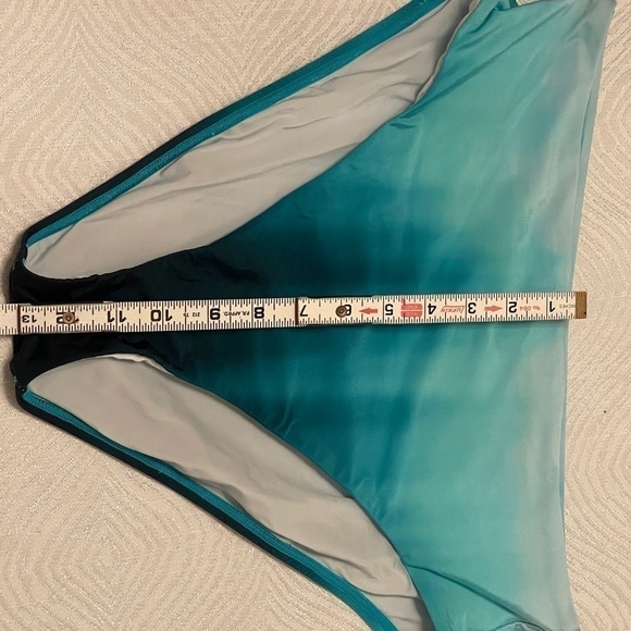 LA BLANCA
Ocean Ombré Tankini TOP SIZE 10 BOTTOMS SIZE 14 - Picture 11 of 14